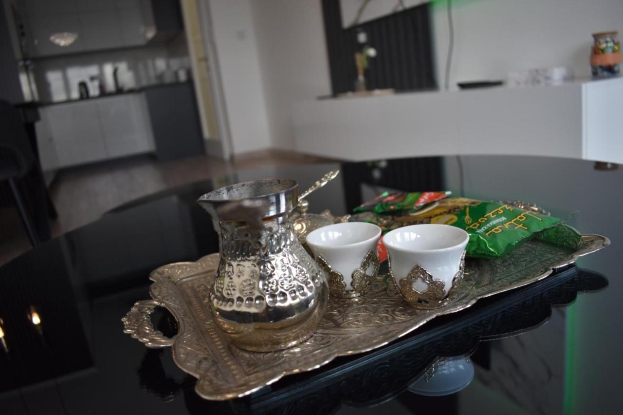 Ssazz Apartment Сараево Экстерьер фото